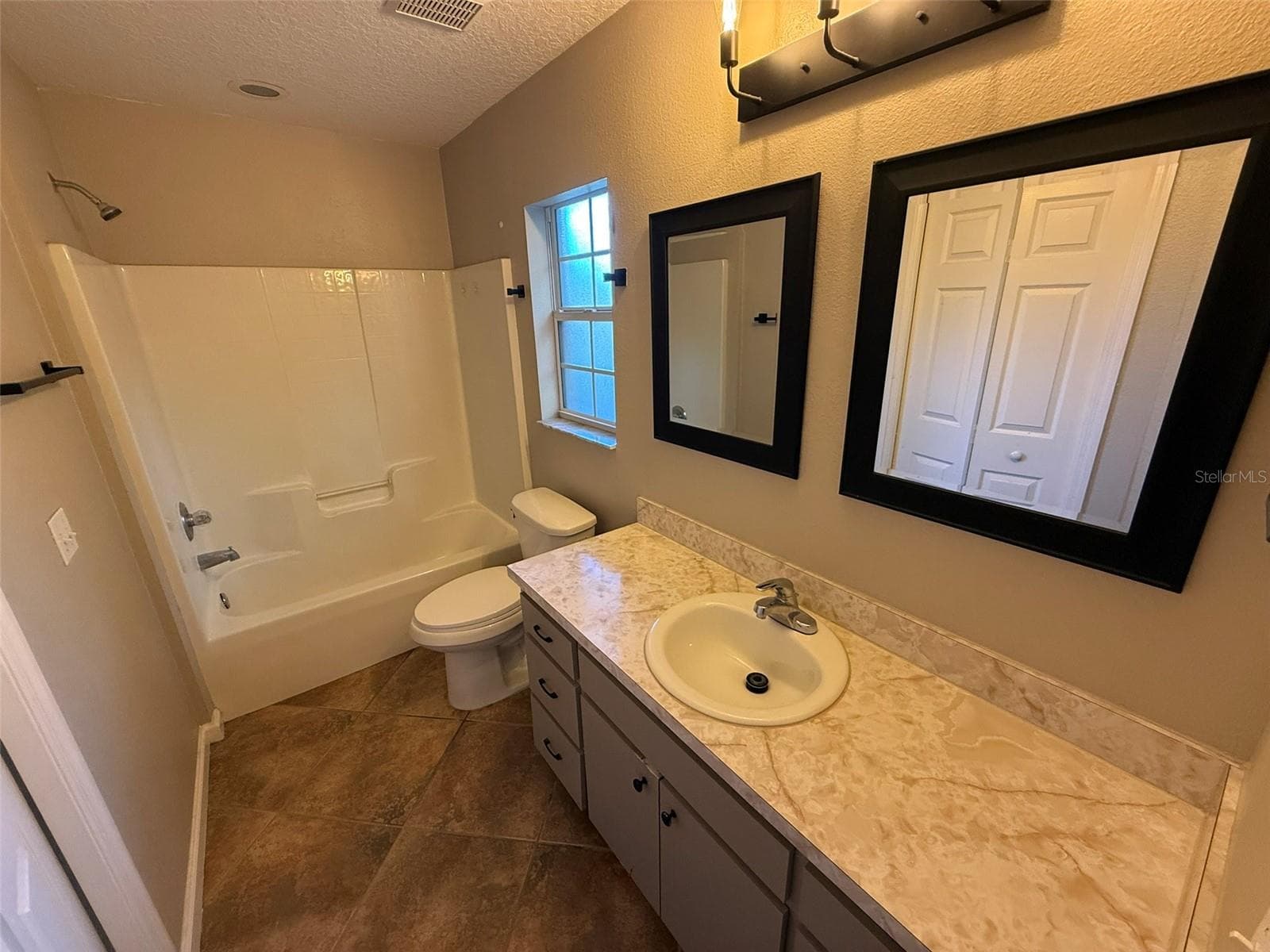 Single Family Residence at 922 COHASSETT AVE, LAKE WALES, photo 11 of 20