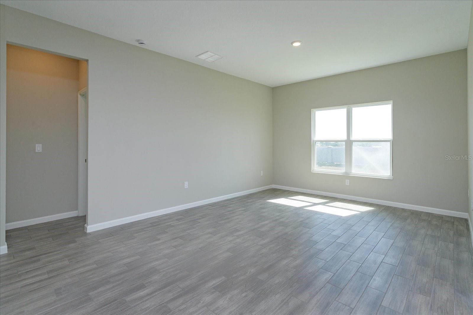 Sample Images - 2914 SUPERMARINE RD, TAVARES