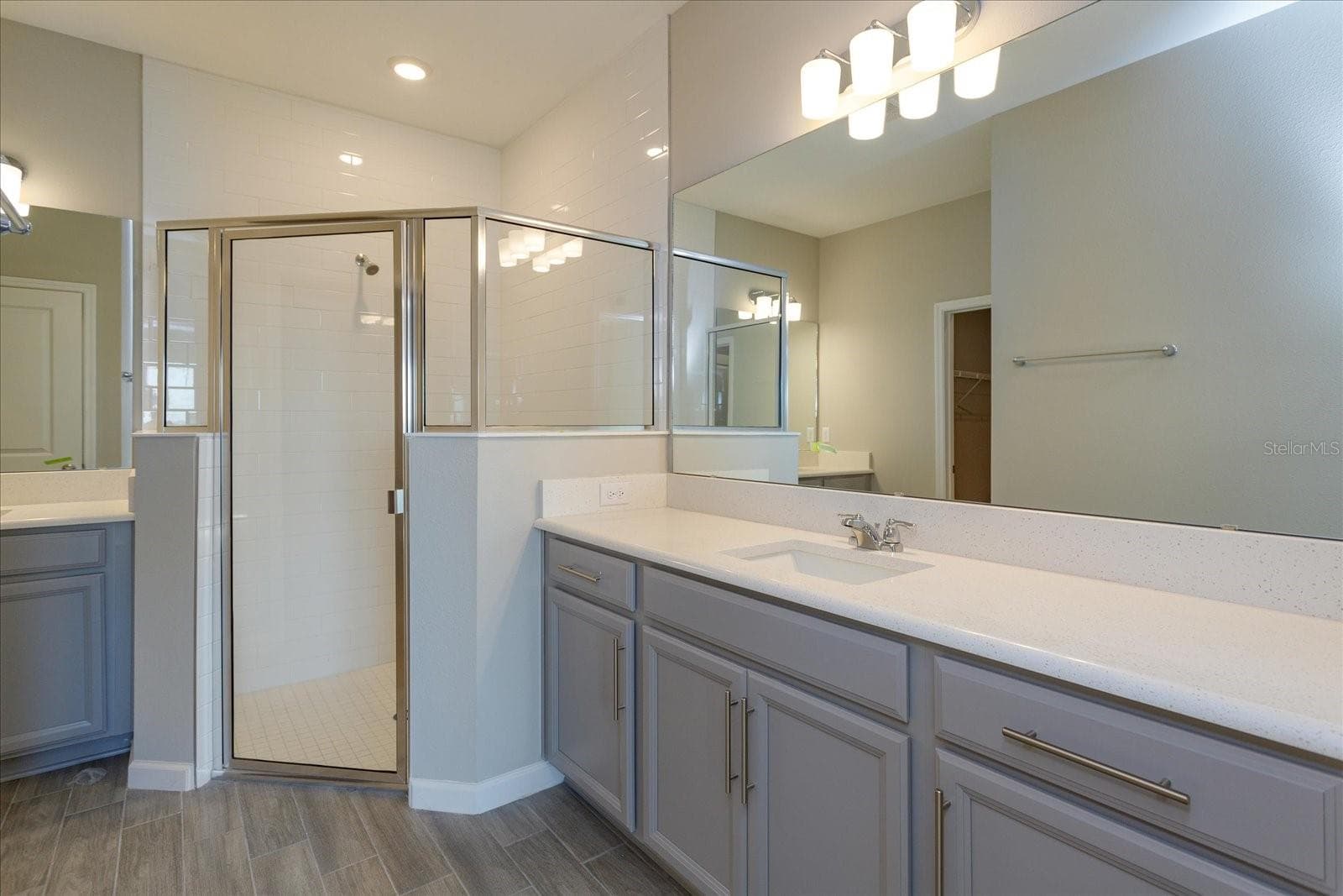 Sample Images - 2914 SUPERMARINE RD, TAVARES