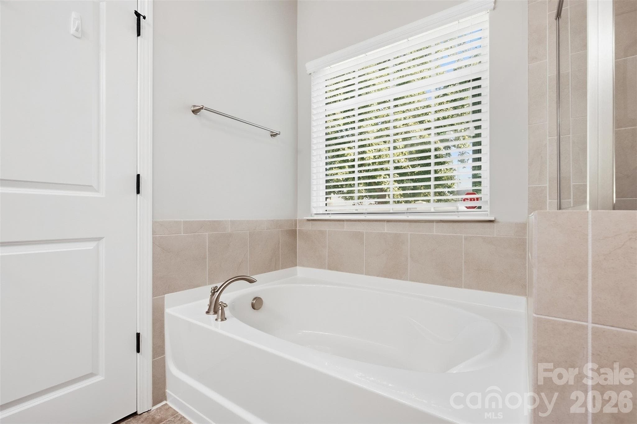 Single Family Residence at 142 Fesperman Circle, Troutman, photo 22 of 45