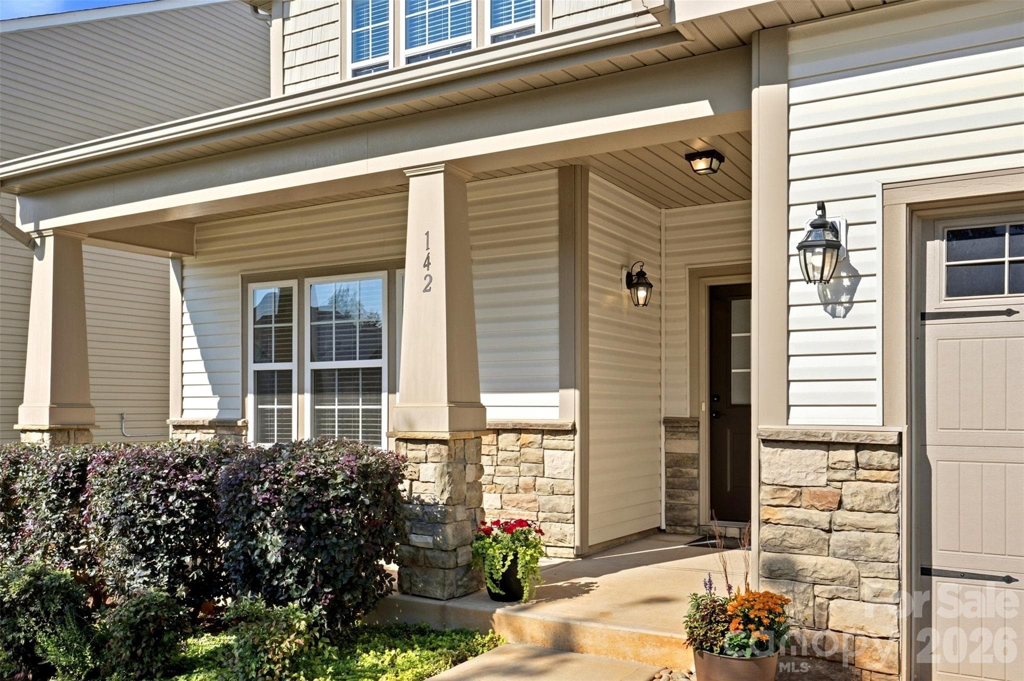 Single Family Residence at 142 Fesperman Circle, Troutman, photo 3 of 45