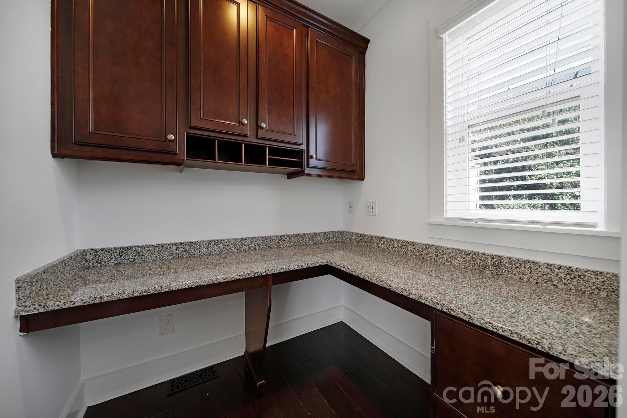 Townhouse at 704 Lamar Avenue, Charlotte, photo 16 of 39