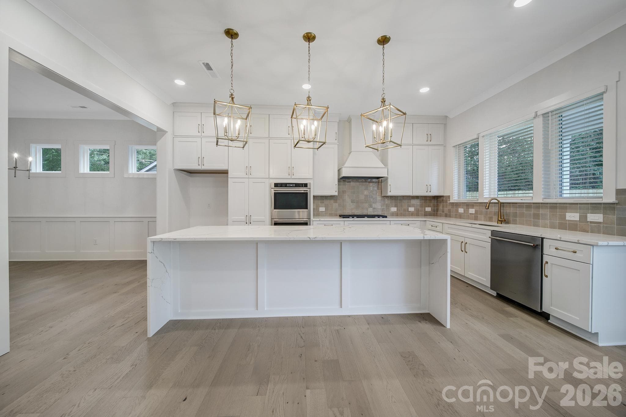 Single Family Residence at 1016 Rockway Drive, Charlotte, photo 11 of 48