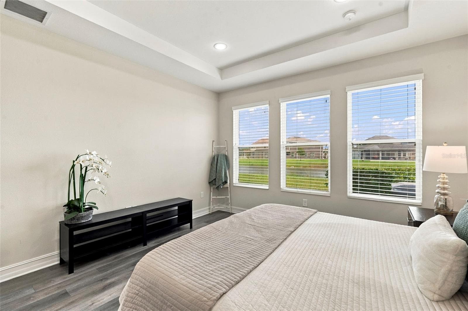 Single Family Residence at 28907 REVARO LN, WESLEY CHAPEL, photo 32 of 100