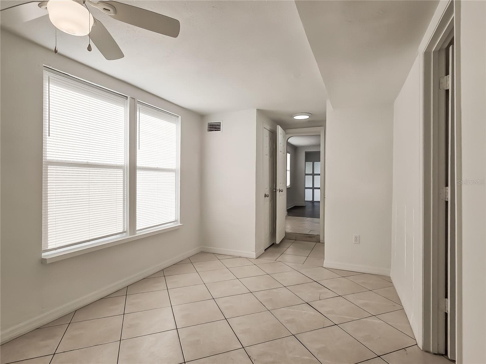 Single Family Residence at 4540 18TH AVE S, ST PETERSBURG, photo 6 of 20