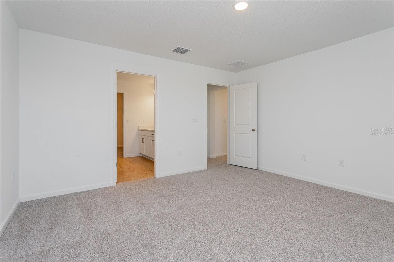 Virtually Staged Sample Images - 2908 SUPERMARINE RD, TAVARES
