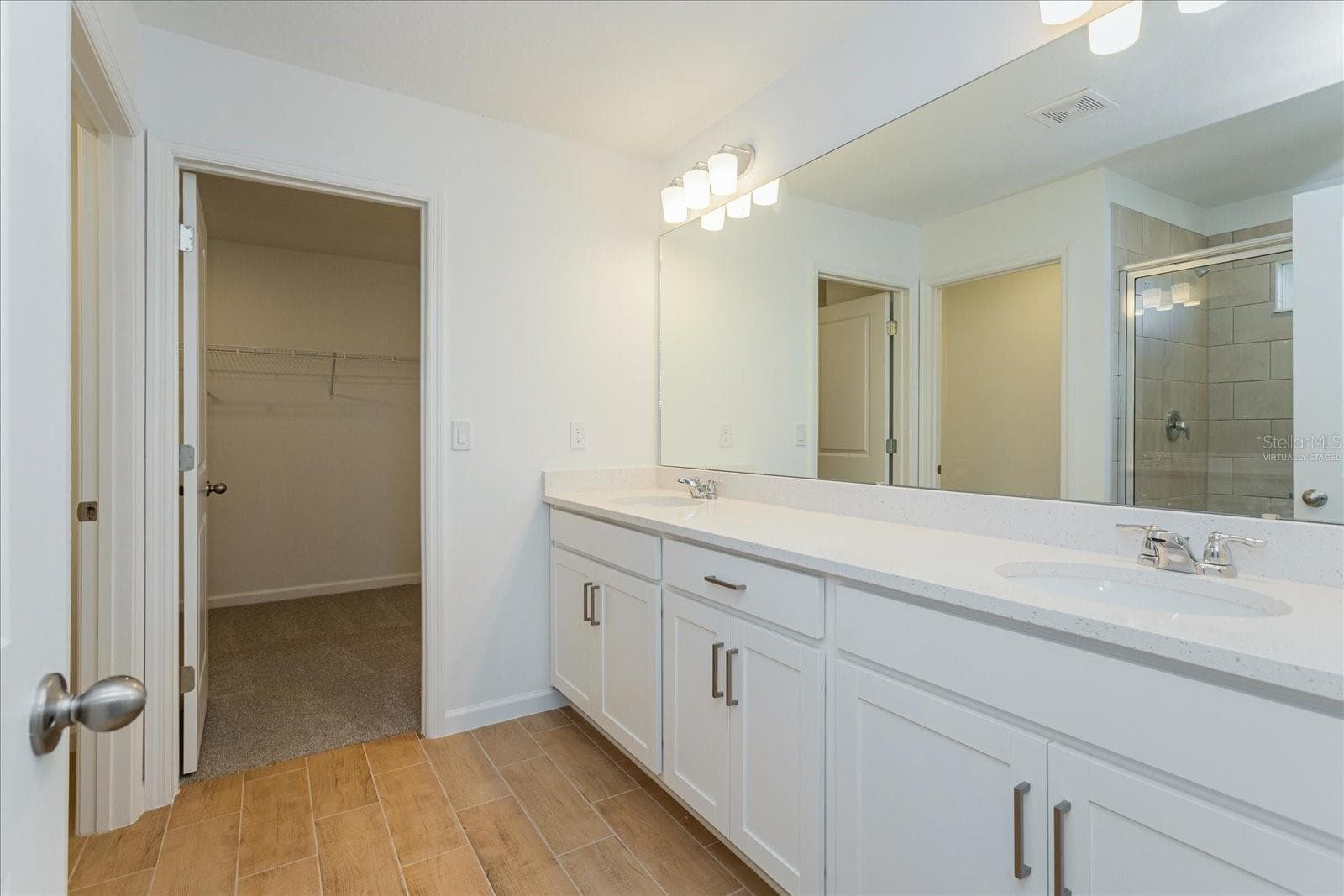 Virtually Staged Sample Images - 2908 SUPERMARINE RD, TAVARES