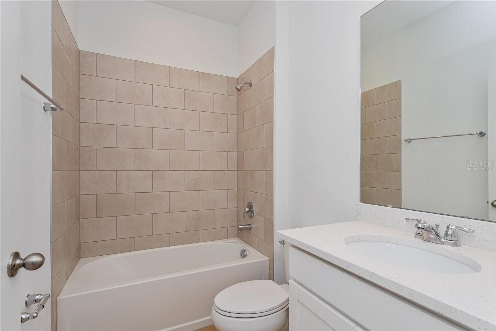 Virtually Staged Sample Images - 2908 SUPERMARINE RD, TAVARES