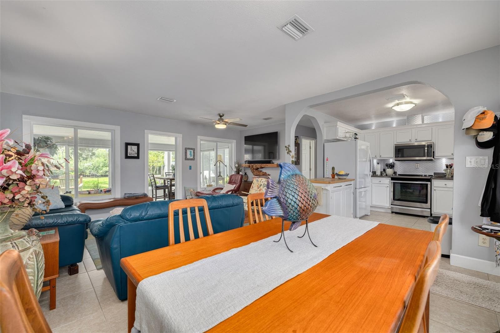 Single Family Residence at 6030 OAK RIDGE AVE, NEW PORT RICHEY, photo 11 of 43