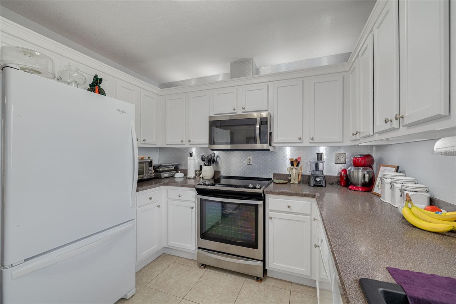 Single Family Residence at 6030 OAK RIDGE AVE, NEW PORT RICHEY, photo 13 of 43