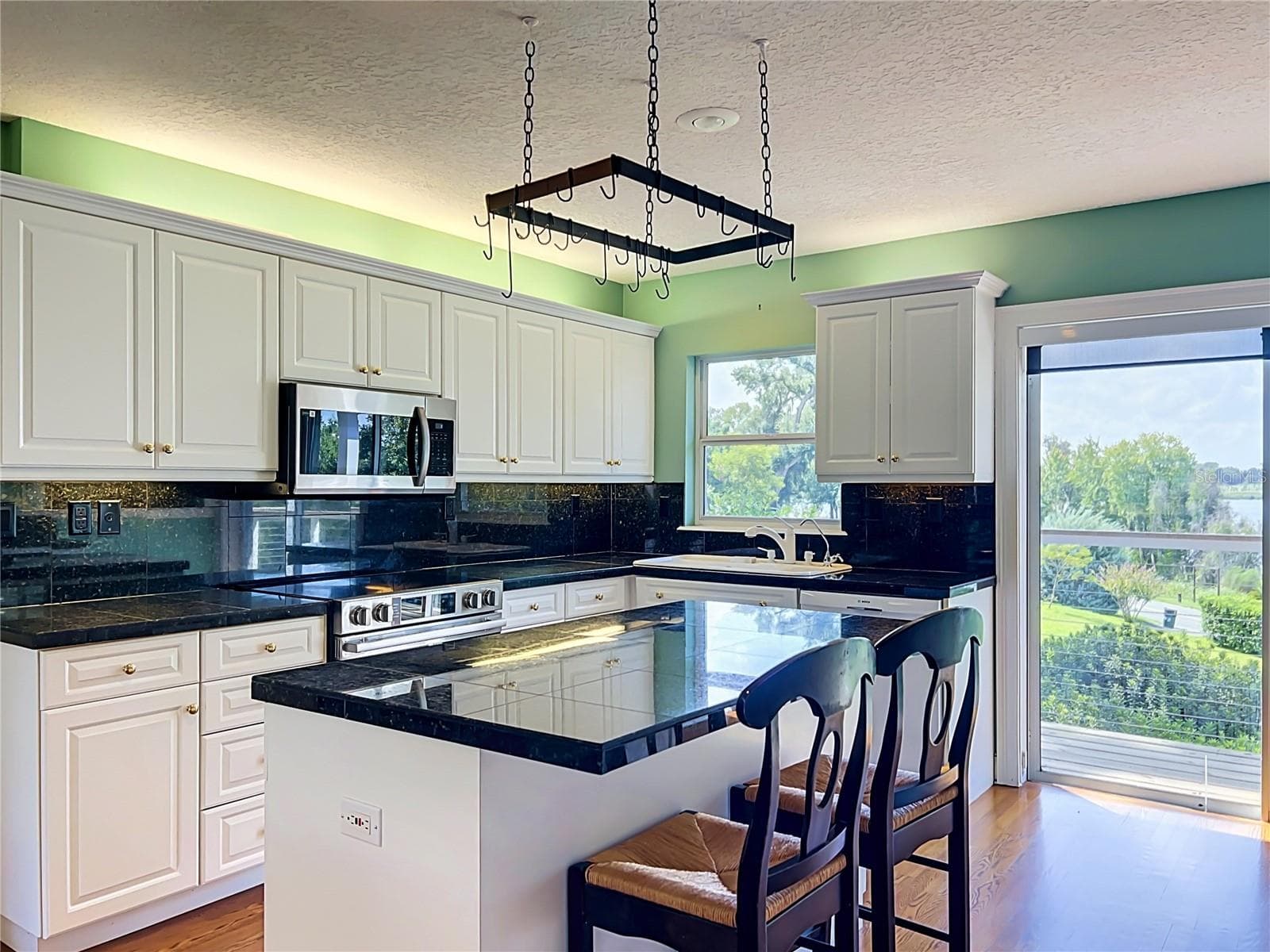 Single Family Residence at 1800 COUNTRY CLUB DR, EUSTIS, photo 32 of 91