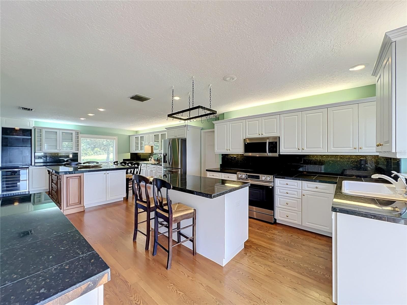 Single Family Residence at 1800 COUNTRY CLUB DR, EUSTIS, photo 37 of 91