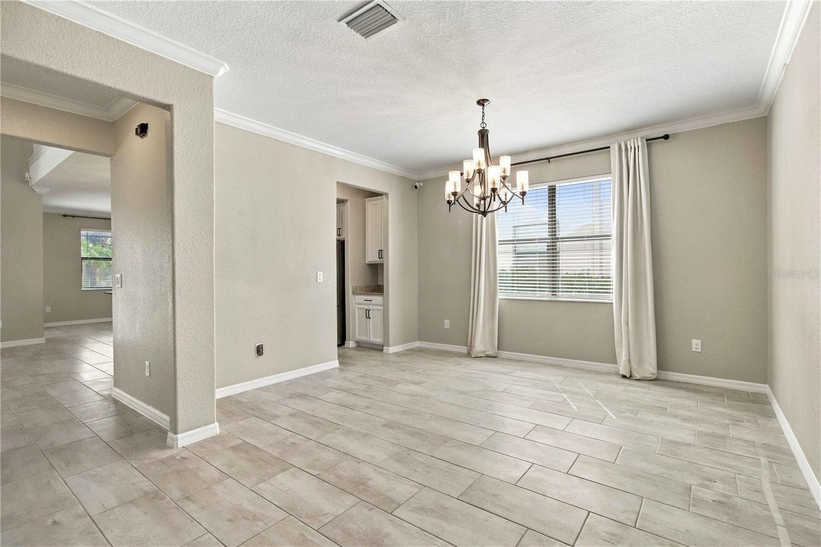 Formal dining room - 17809 POLO TRL, BRADENTON
