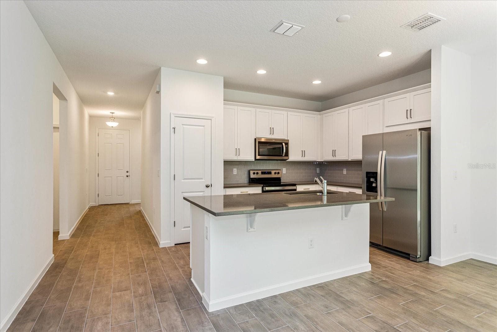 Sample Images - 2812 DOOLITTLE ST, TAVARES