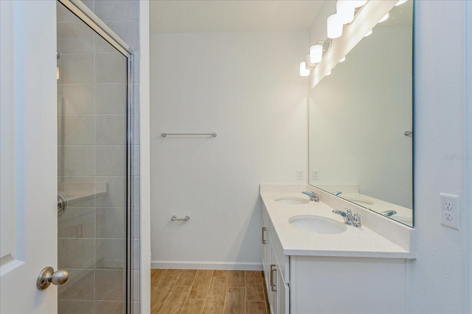 Sample Images - 2812 DOOLITTLE ST, TAVARES