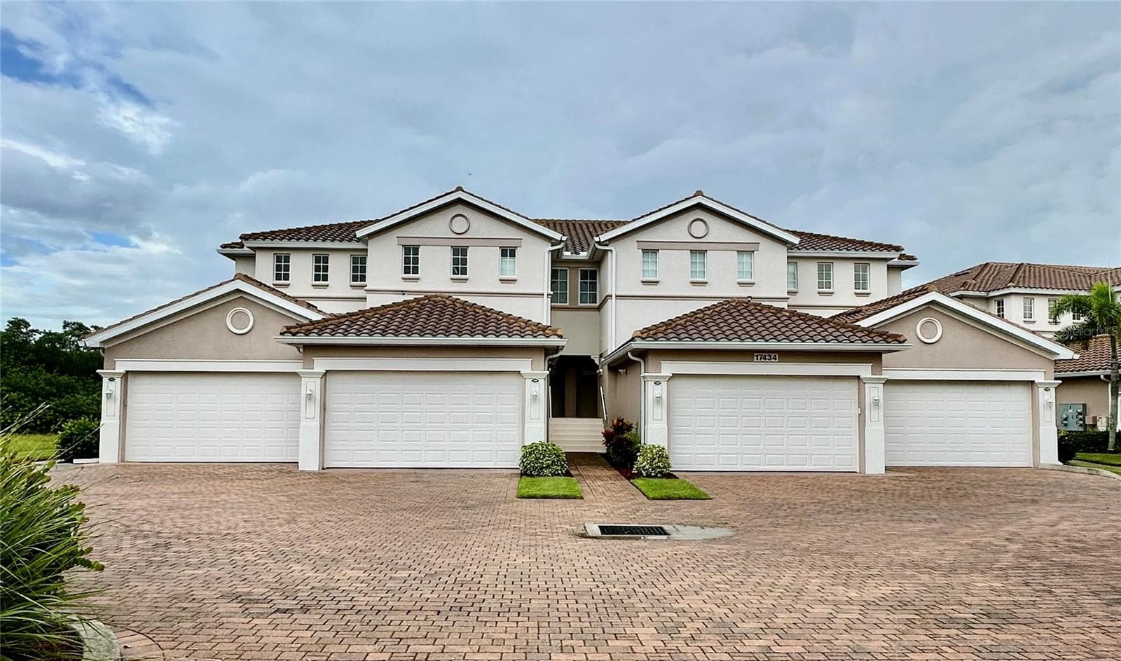 17434 BOCA VISTA RD #1006