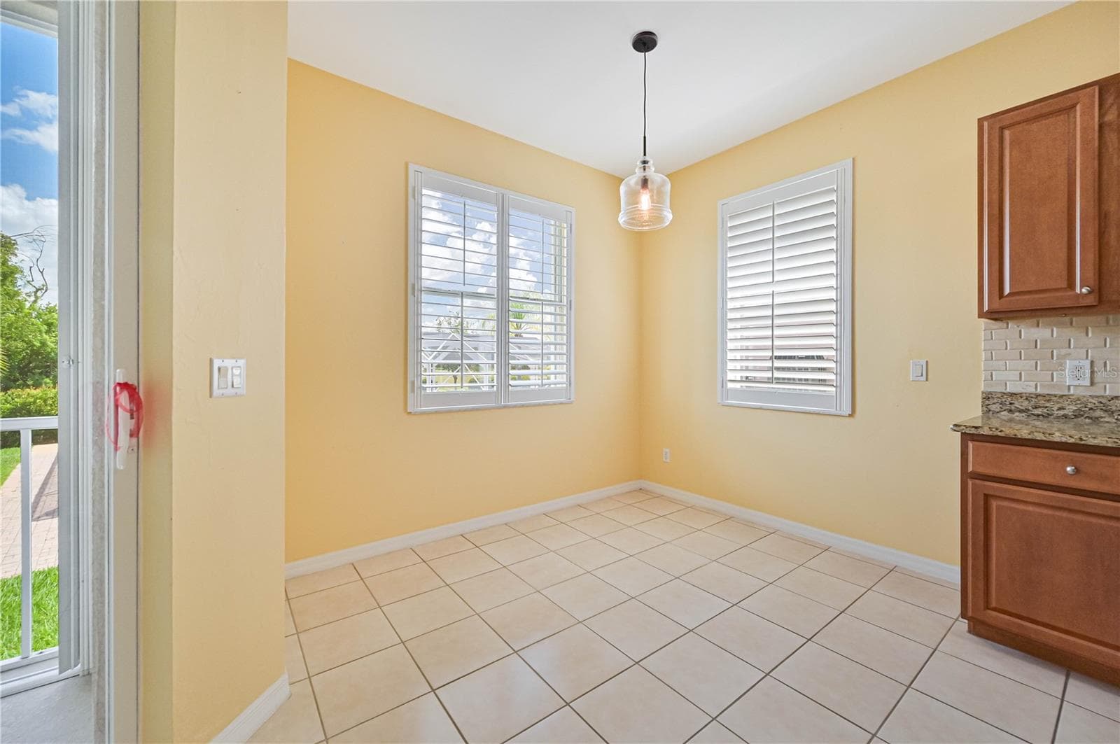 DINETTE AREA - 17434 BOCA VISTA RD #1006, PUNTA GORDA