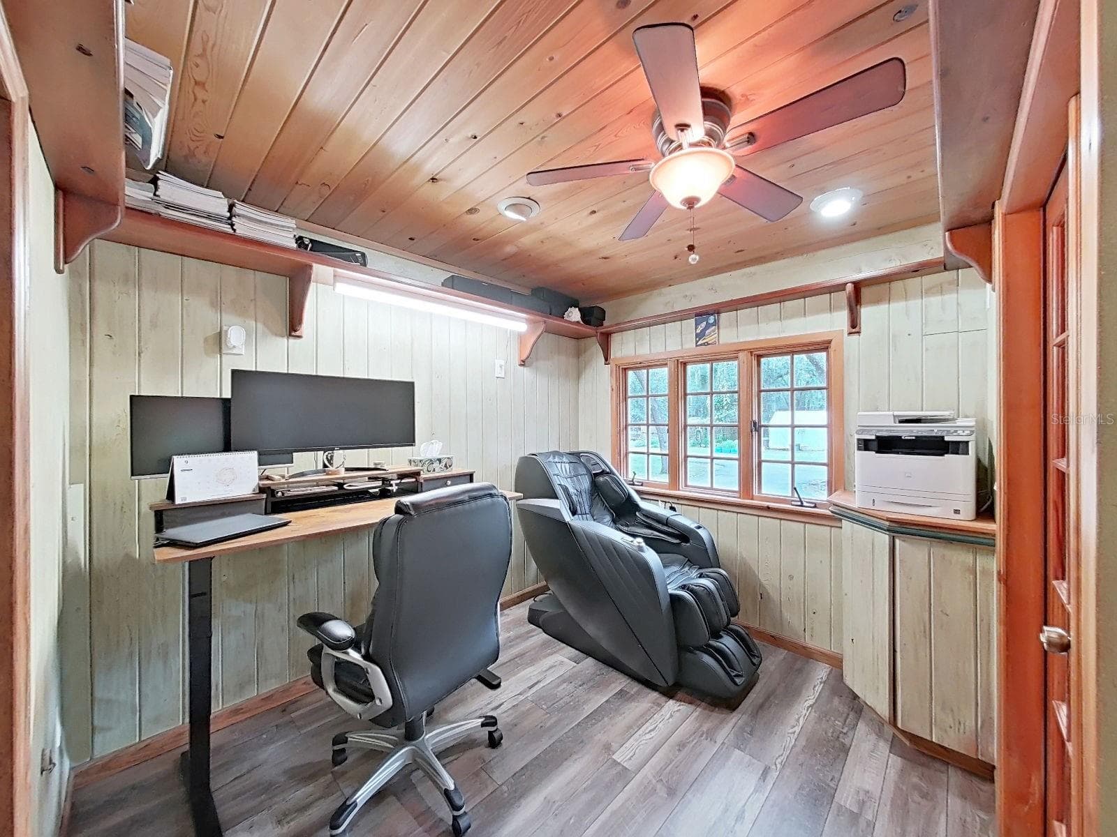 Single Family Residence at 6075 COUNTRY CLUB RD, ZEPHYRHILLS, photo 18 of 47