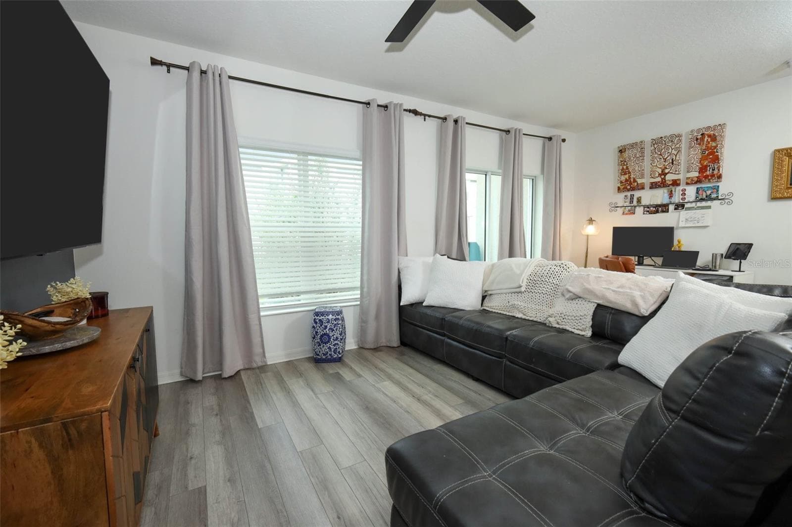 Townhouse at 2326 CARRABELLE WAY, SANFORD, photo 15 of 32