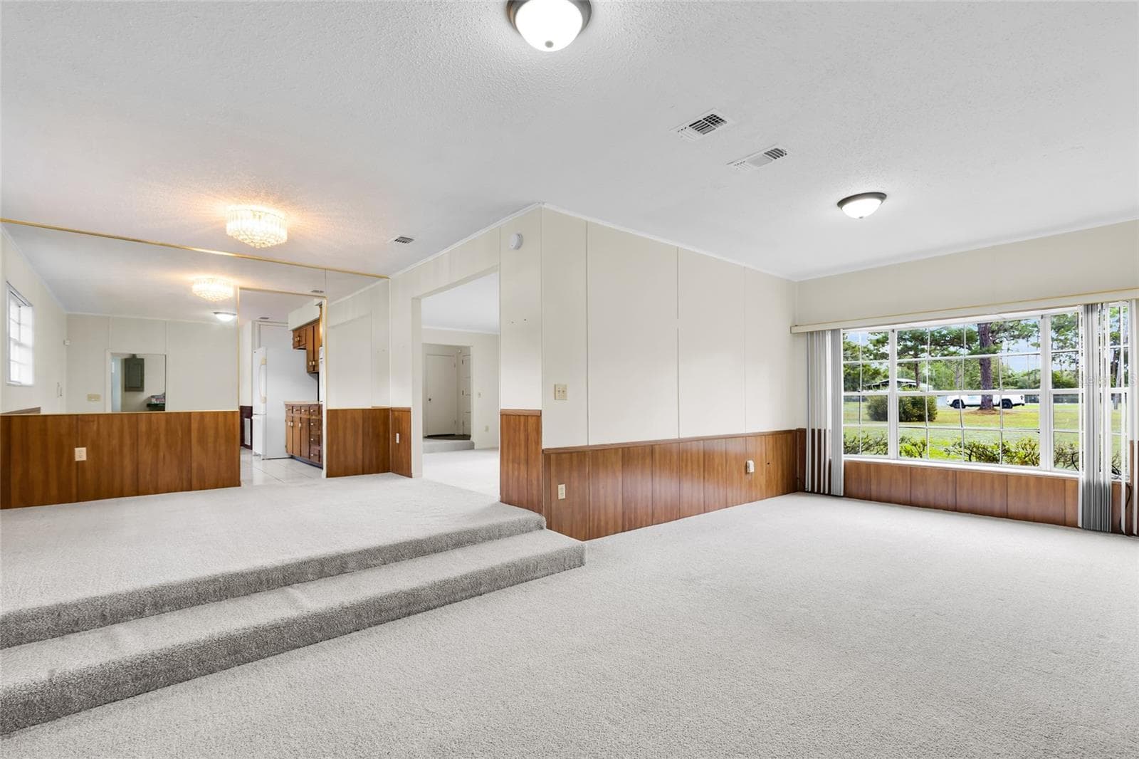 Dining and Family Rooms - 133 MOORES TRL, PALATKA