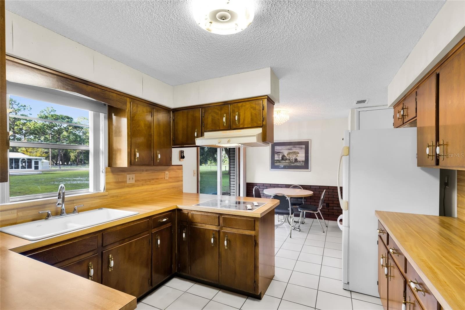Kitchen - 133 MOORES TRL, PALATKA