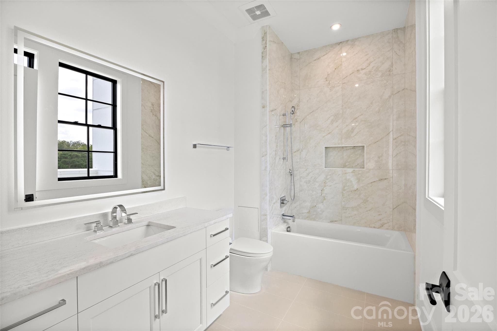 Condominium at 409 Queens Road, Charlotte, photo 30 of 48