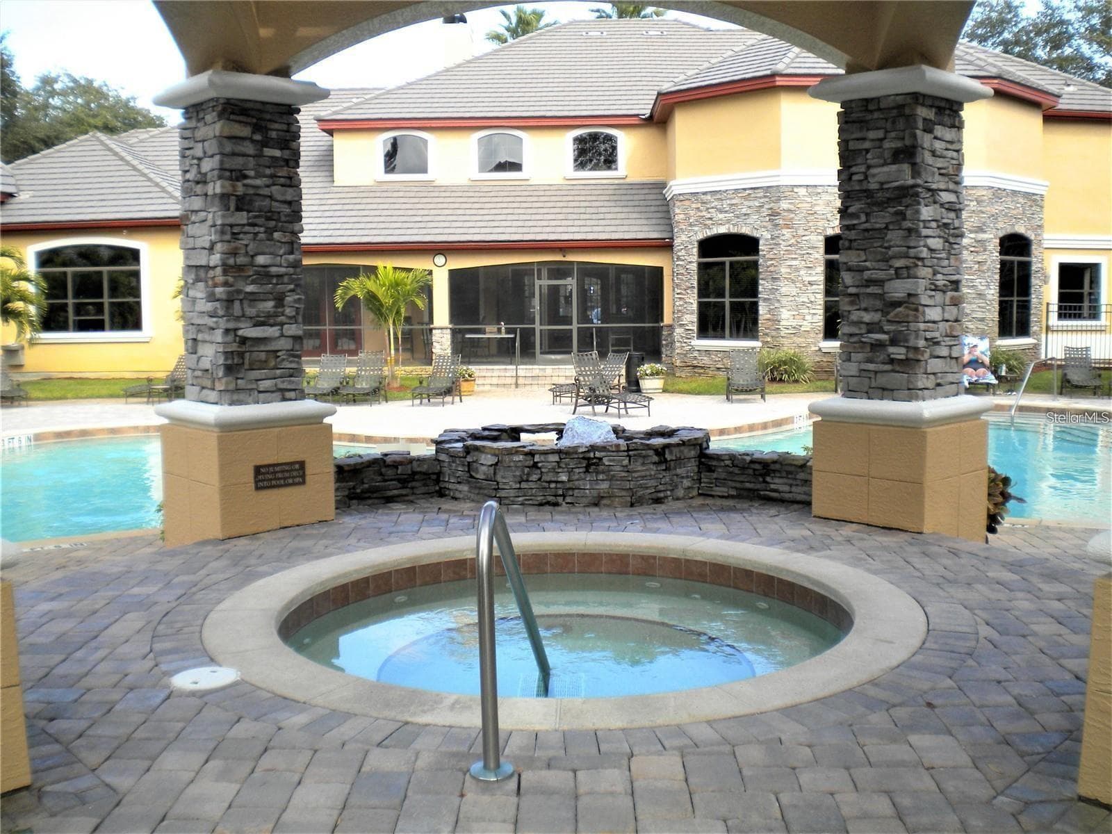 Condominium at 2209 PORTOFINO PL #2516, PALM HARBOR, photo 33 of 43