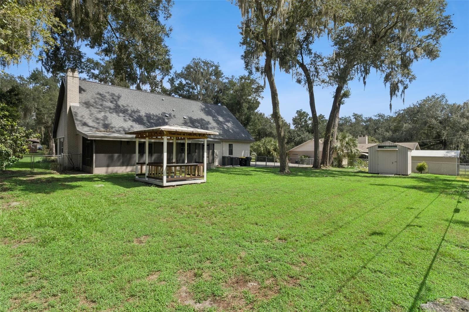 Room for your DREAM POOL!! - 3415 IMPERIAL LN, LAKELAND