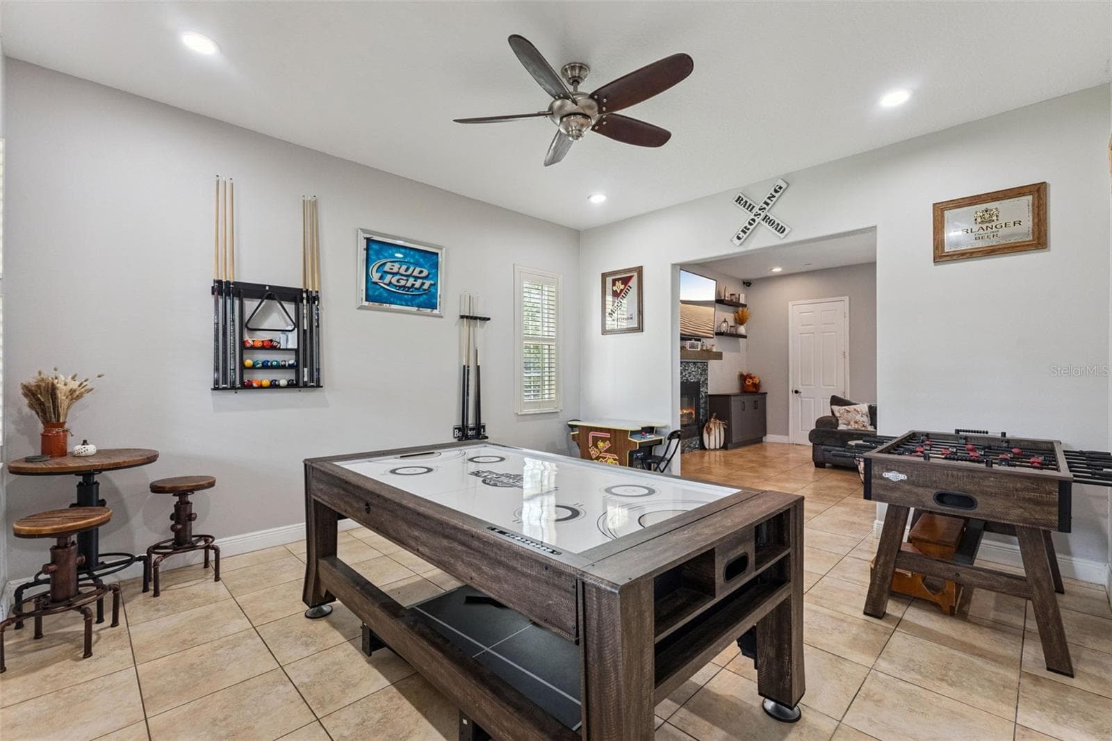 Single Family Residence at 19682 QUINLAN ST, ORLANDO, photo 10 of 54