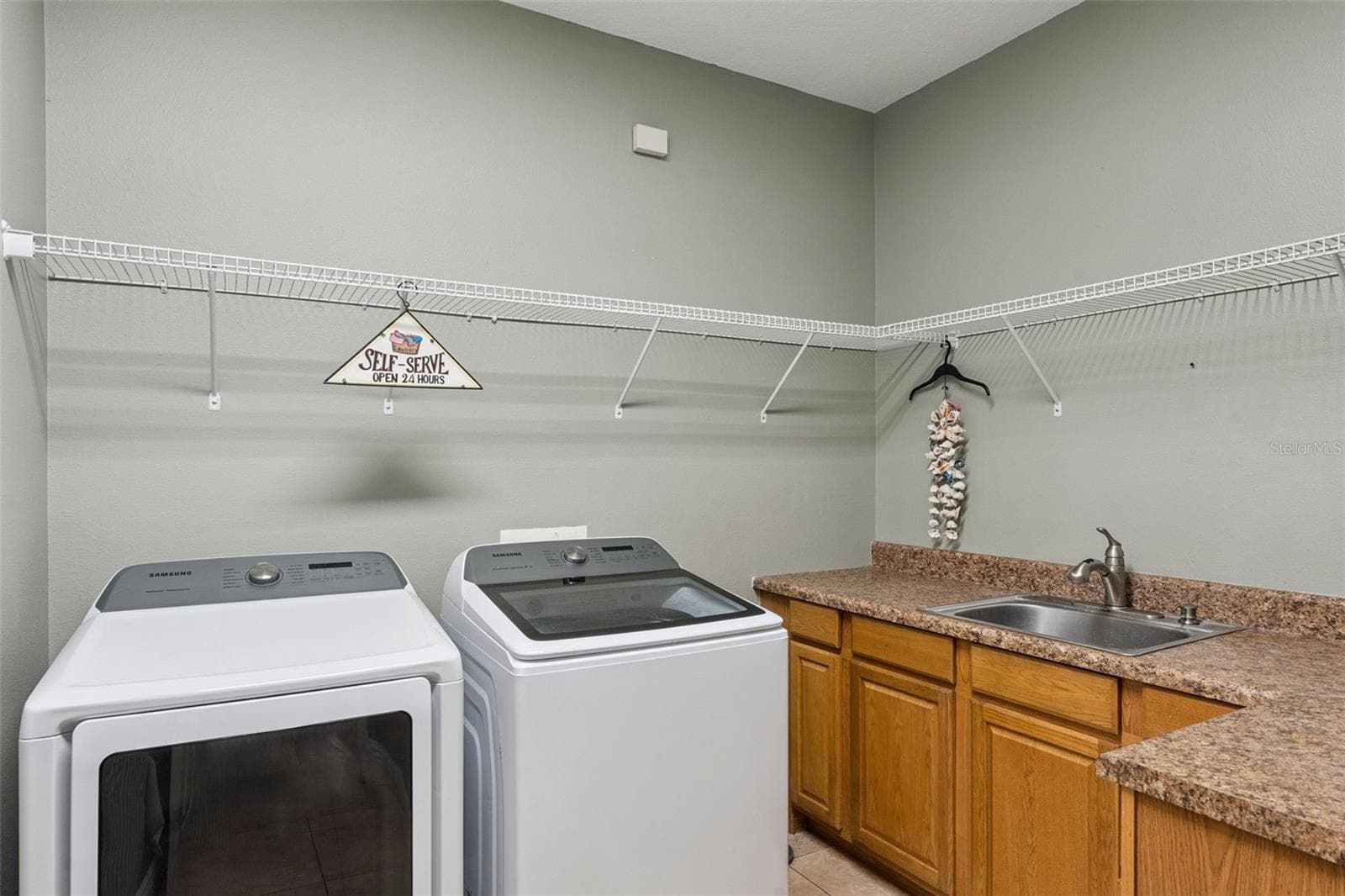 Single Family Residence at 19682 QUINLAN ST, ORLANDO, photo 40 of 54