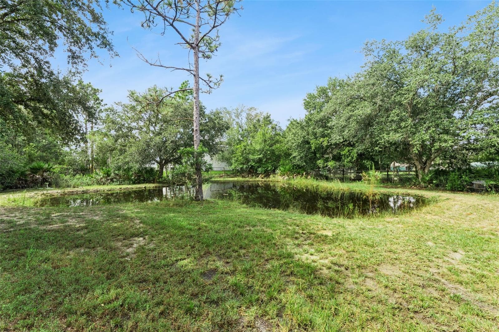 Single Family Residence at 19682 QUINLAN ST, ORLANDO, photo 47 of 54