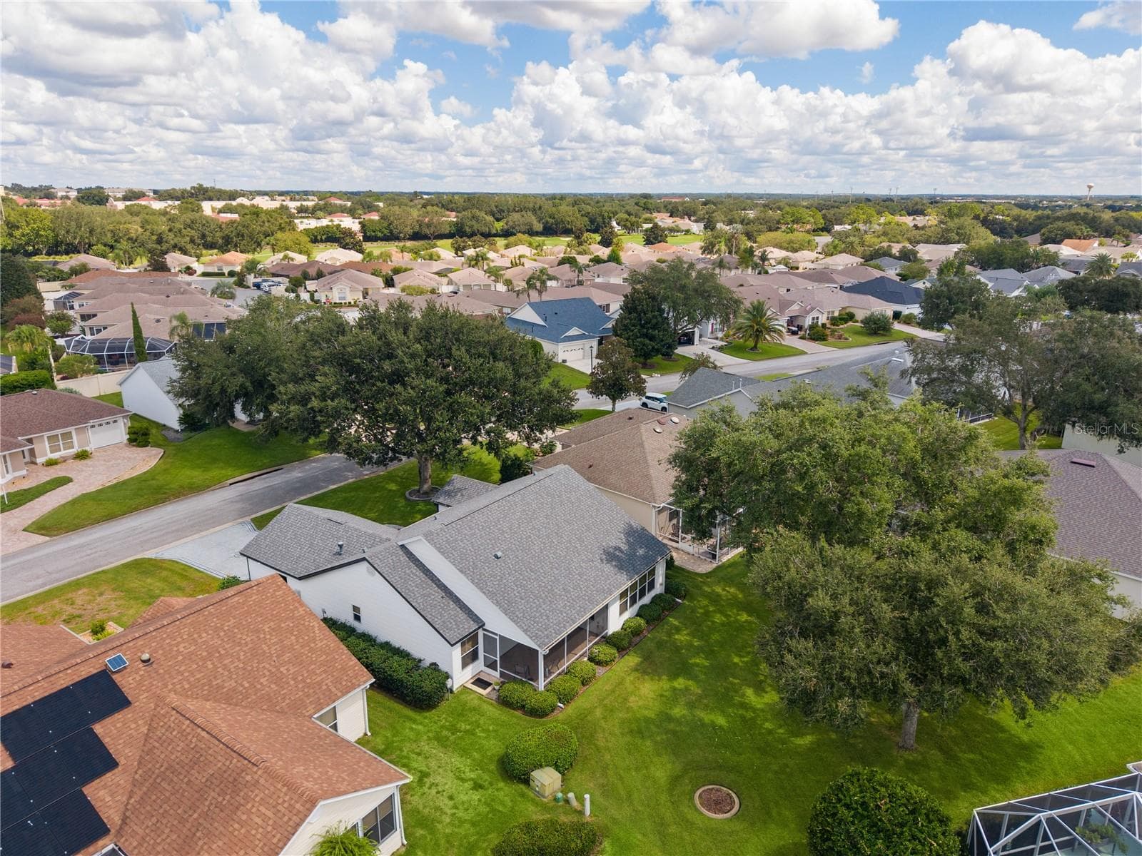 Single Family Residence at 2902 CHELTENHAM CT, THE VILLAGES, photo 33 of 37