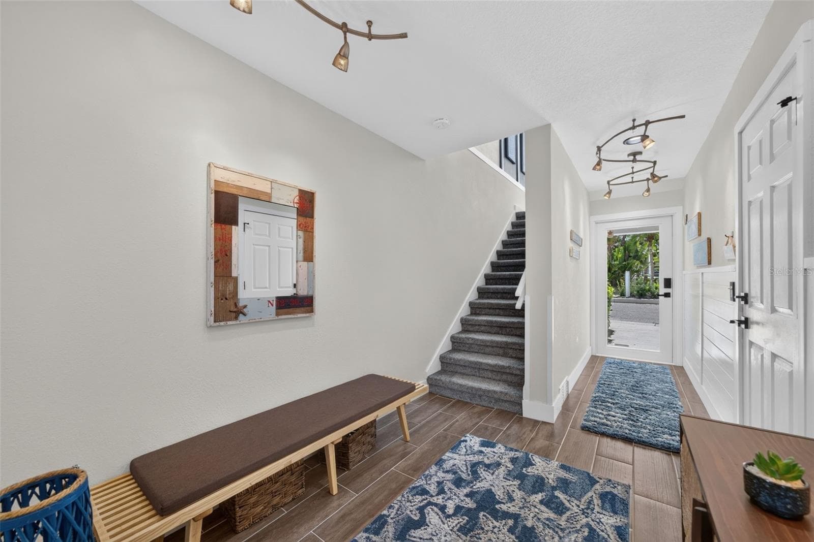 Townhouse at 8284 HARBORSIDE CIR, ENGLEWOOD, photo 12 of 96