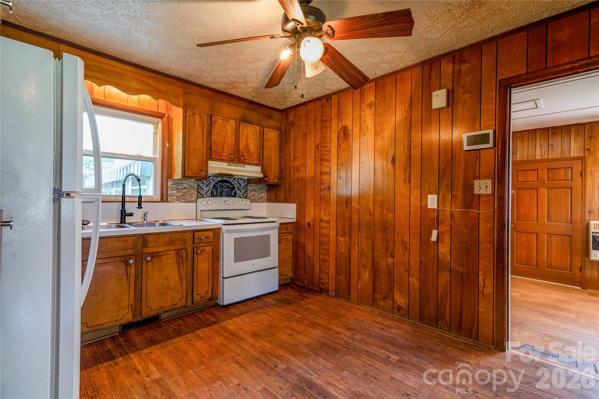 Kitchen - 720 Levi Street, Shelby