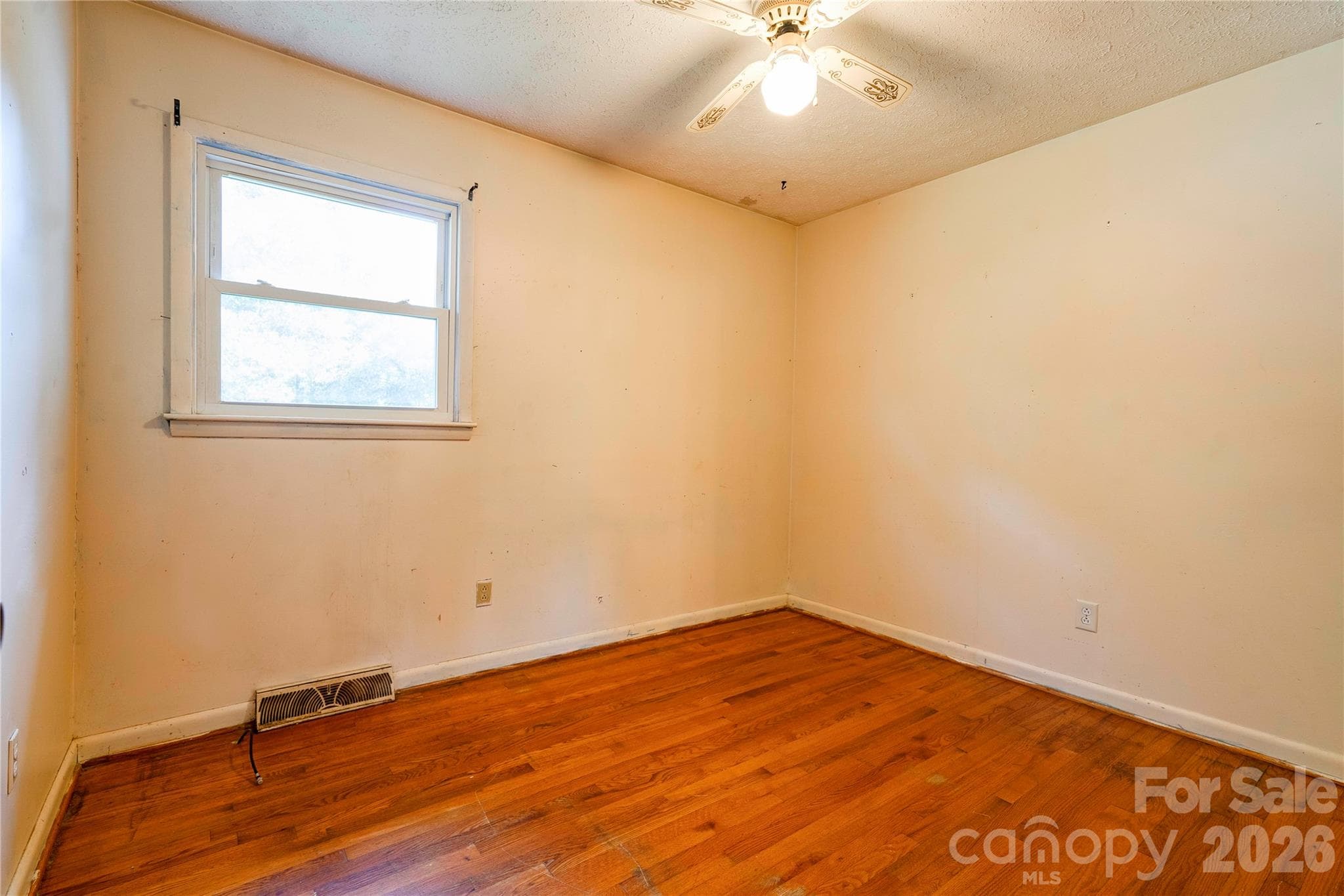 1st Bedroom - 720 Levi Street, Shelby