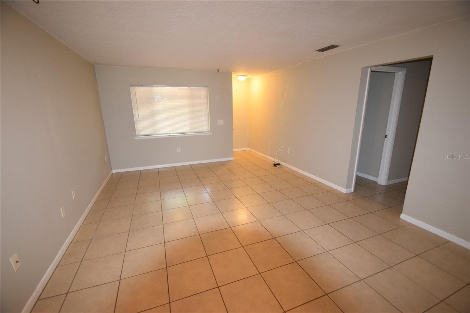 Apartment at 2237 BORDEAU CT #2, AUBURNDALE, photo 6 of 13