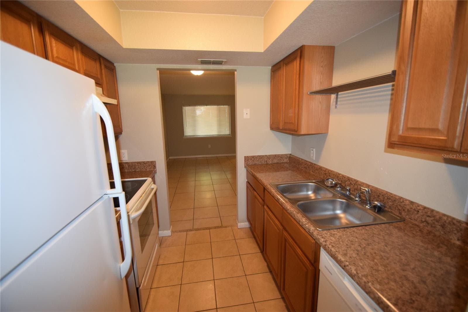 Apartment at 2237 BORDEAU CT #2, AUBURNDALE, photo 7 of 13