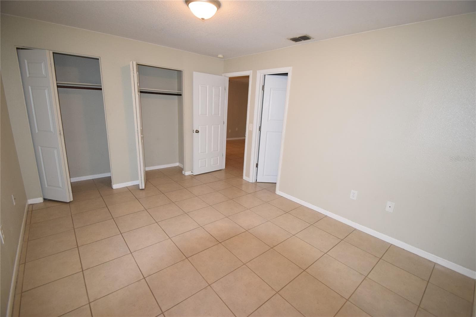 Apartment at 2237 BORDEAU CT #2, AUBURNDALE, photo 8 of 13