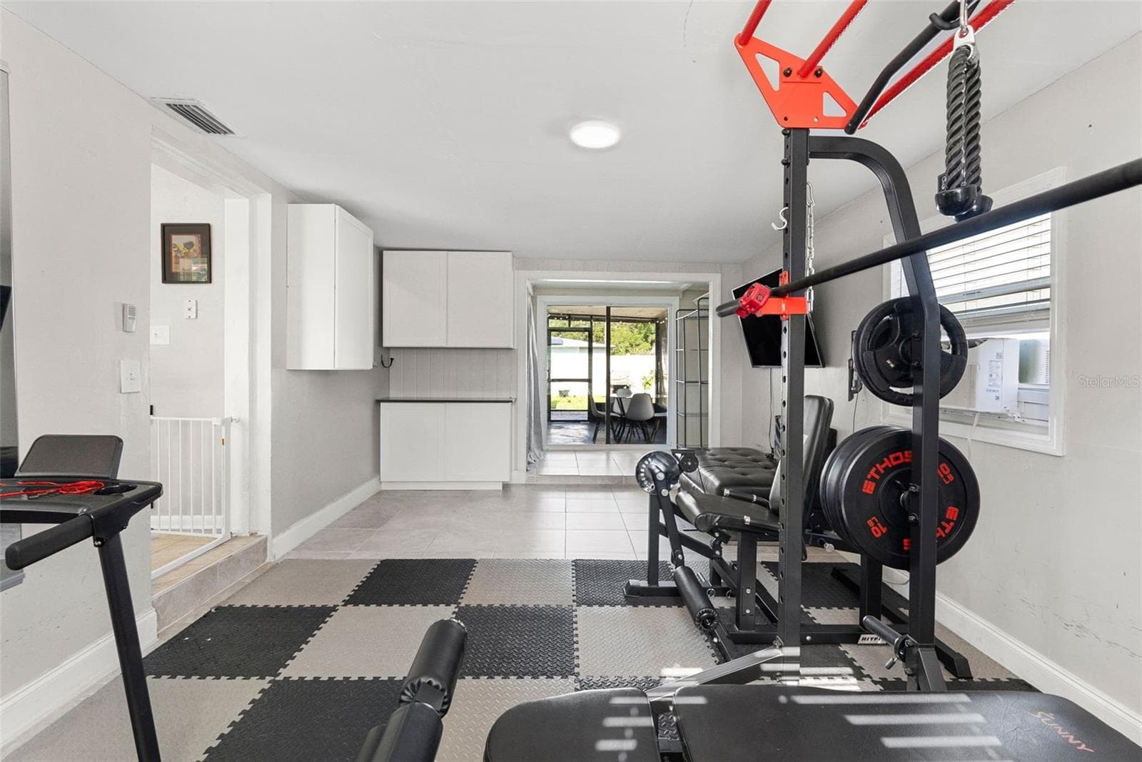 Bonus room - 8400 52ND ST N, PINELLAS PARK