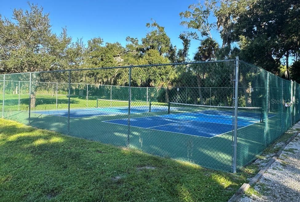 Condominium at 3033 WILLOW GRN #10, SARASOTA, photo 41 of 45