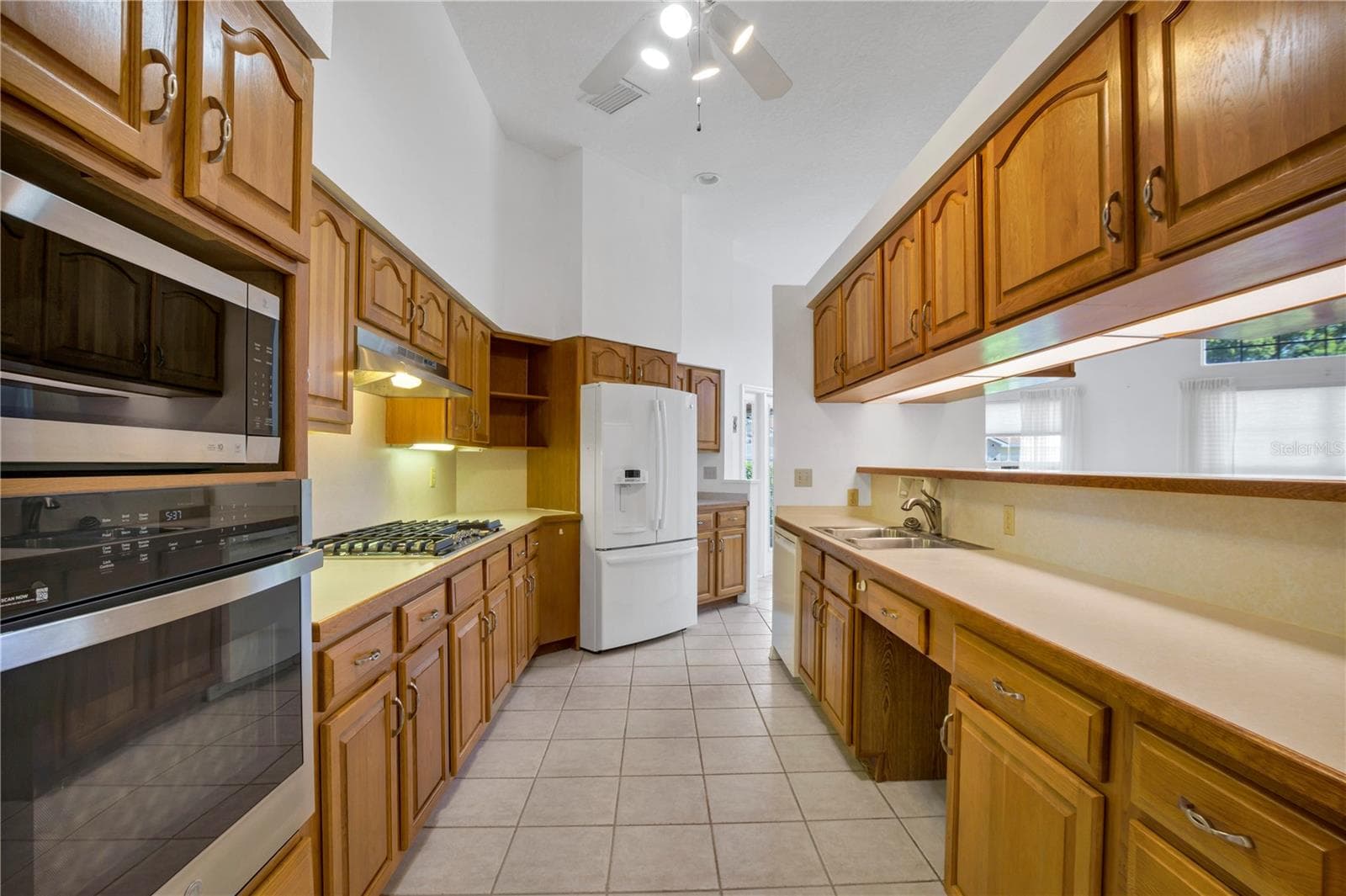 Single Family Residence at 742 SANTA MARIA DR, WINTER HAVEN, photo 23 of 59