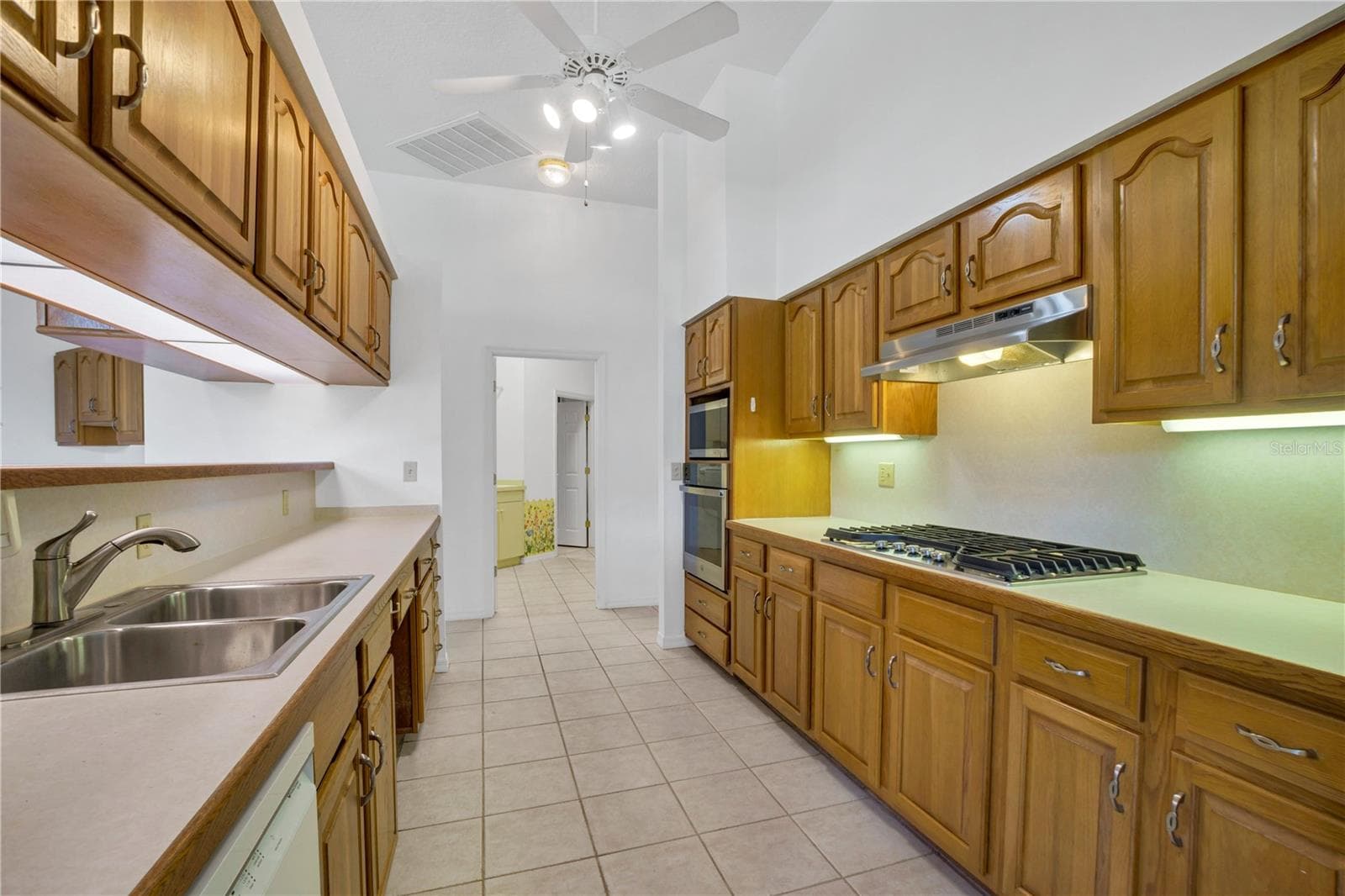 Single Family Residence at 742 SANTA MARIA DR, WINTER HAVEN, photo 26 of 59