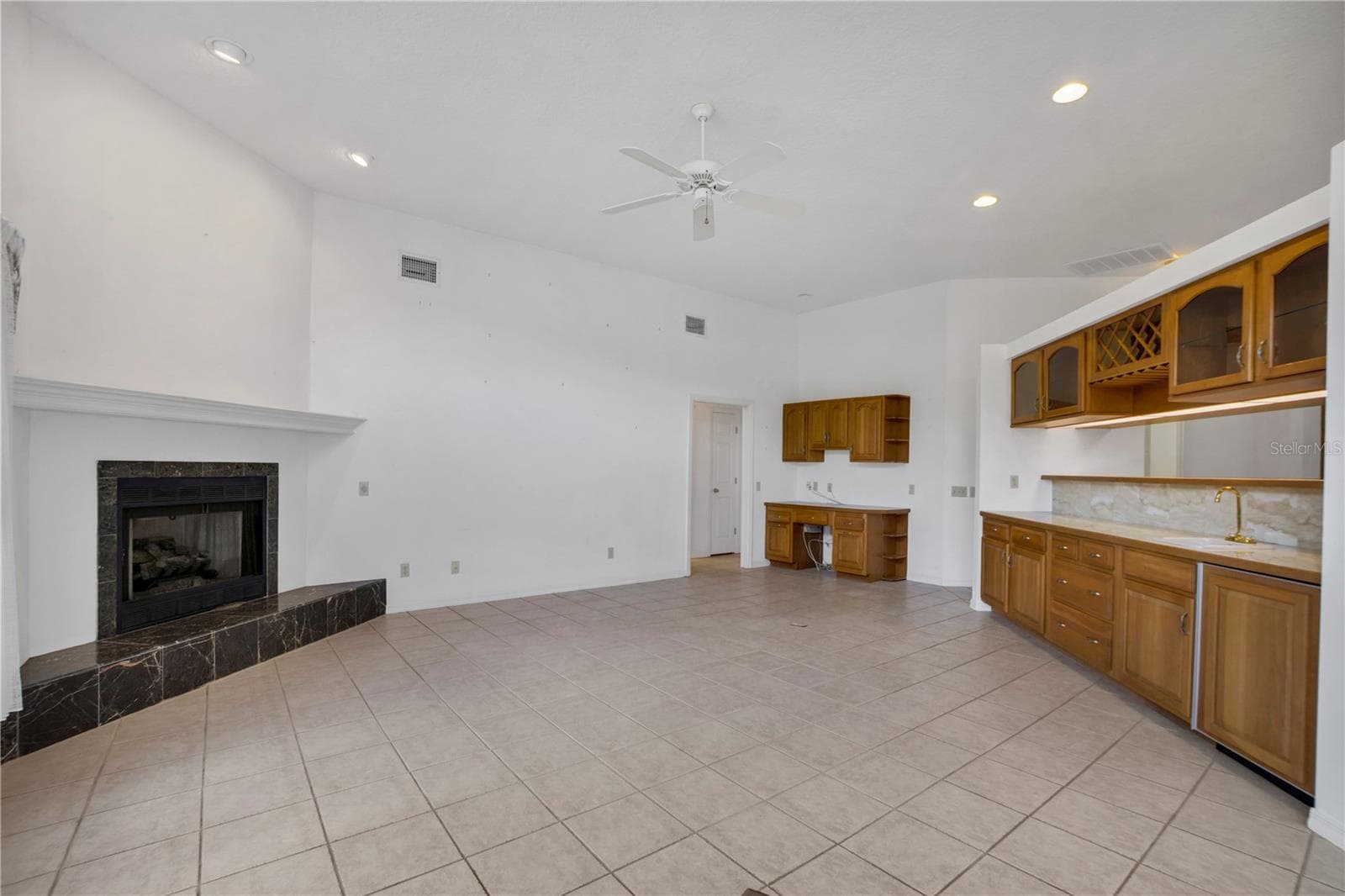 Single Family Residence at 742 SANTA MARIA DR, WINTER HAVEN, photo 31 of 59