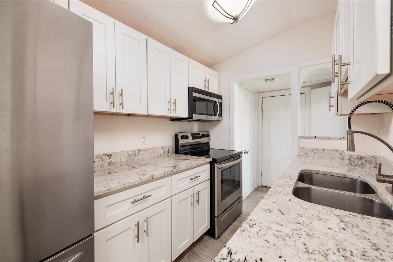 Single Family Residence at 1903 30TH AVE N, ST PETERSBURG, photo 14 of 33