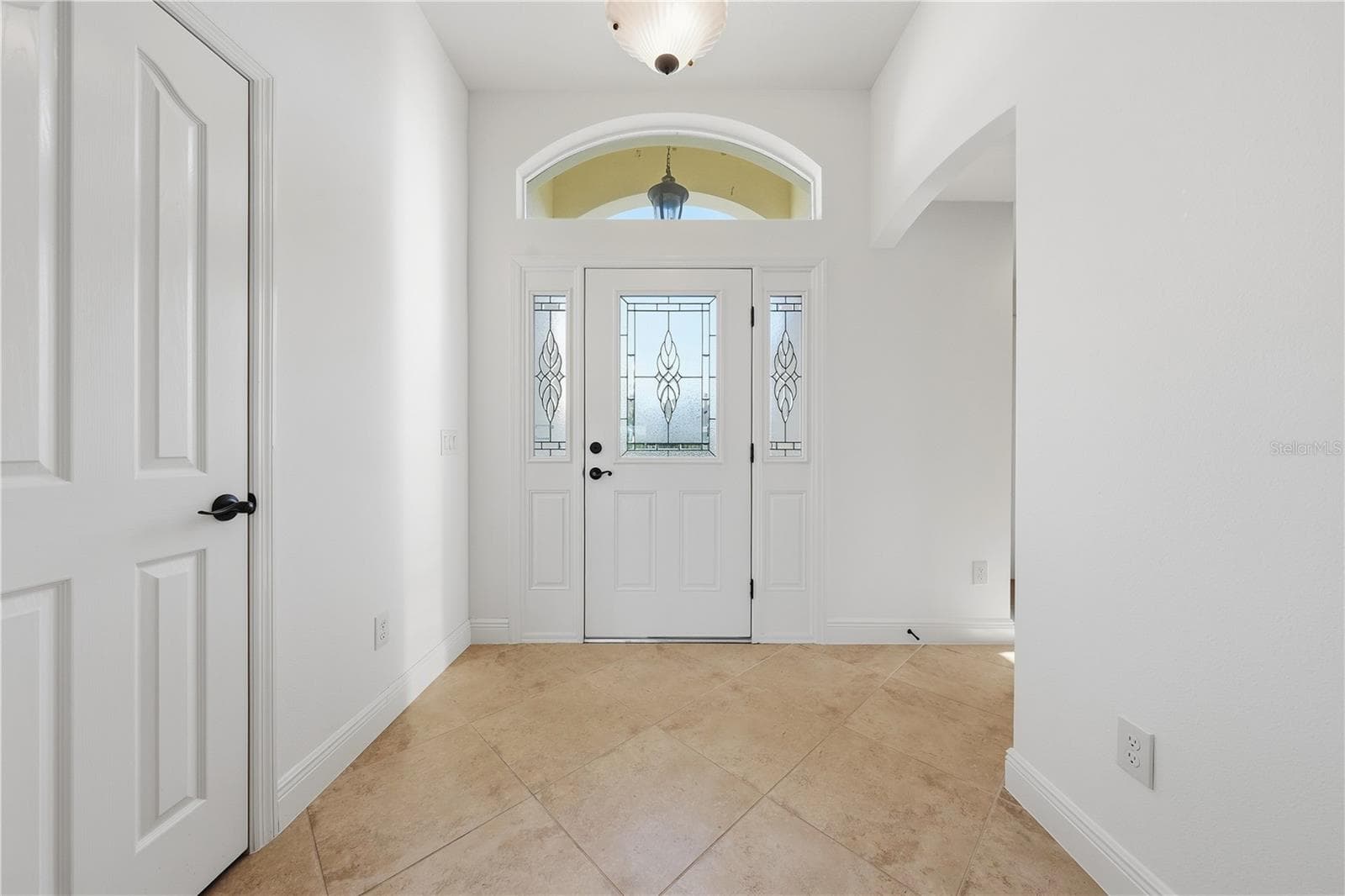 Single Family Residence at 1102 ALLAIRE LOOP, THE VILLAGES, photo 9 of 52