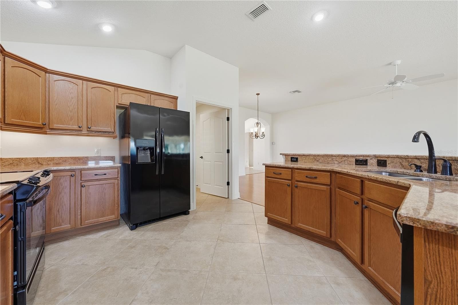 Single Family Residence at 1102 ALLAIRE LOOP, THE VILLAGES, photo 35 of 52