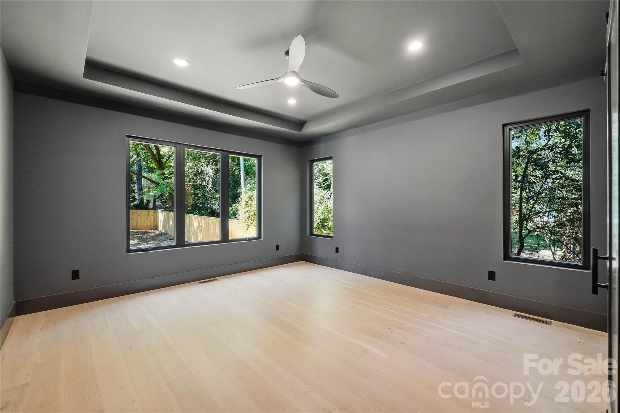 Single Family Residence at 1433 N Sharon Amity Road, Charlotte, photo 14 of 42