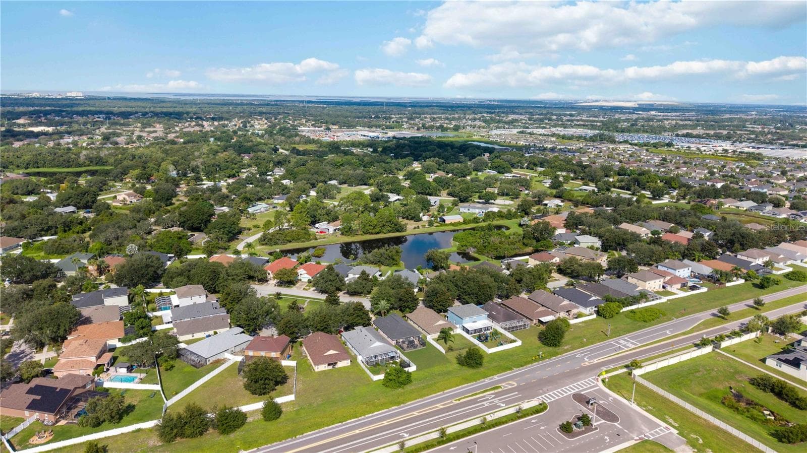 Single Family Residence at 12321 ADVENTURE DR, RIVERVIEW, photo 40 of 48