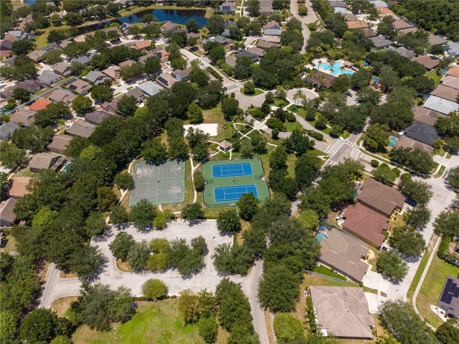 Single Family Residence at 12321 ADVENTURE DR, RIVERVIEW, photo 42 of 48