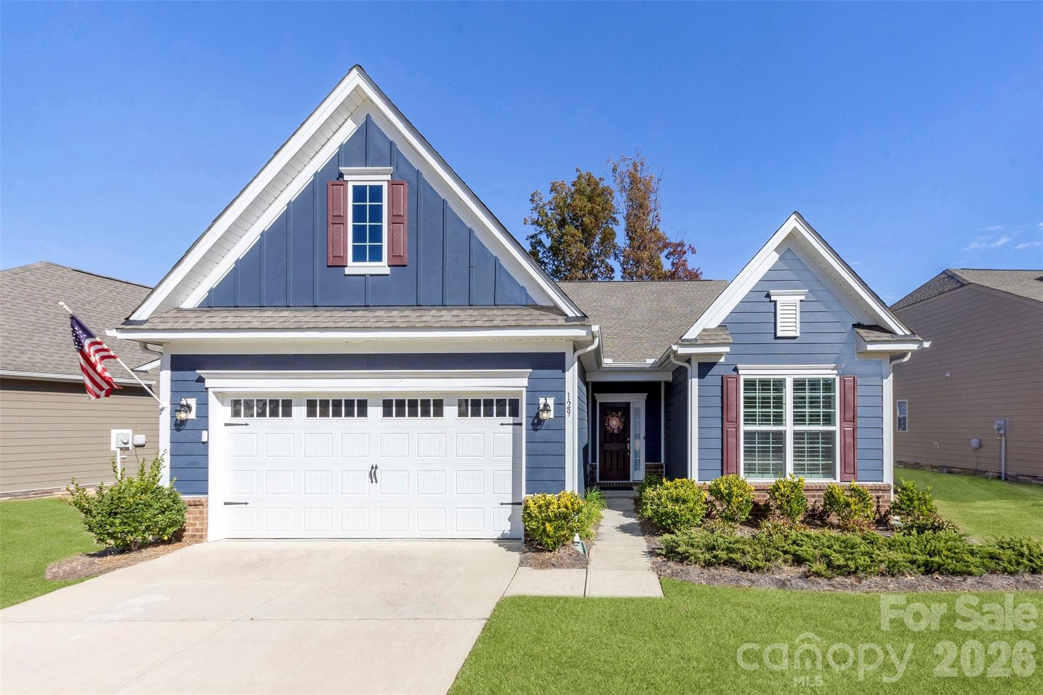 Single Family Residence at 129 Picasso Trail, Mount Holly, photo 2 of 39